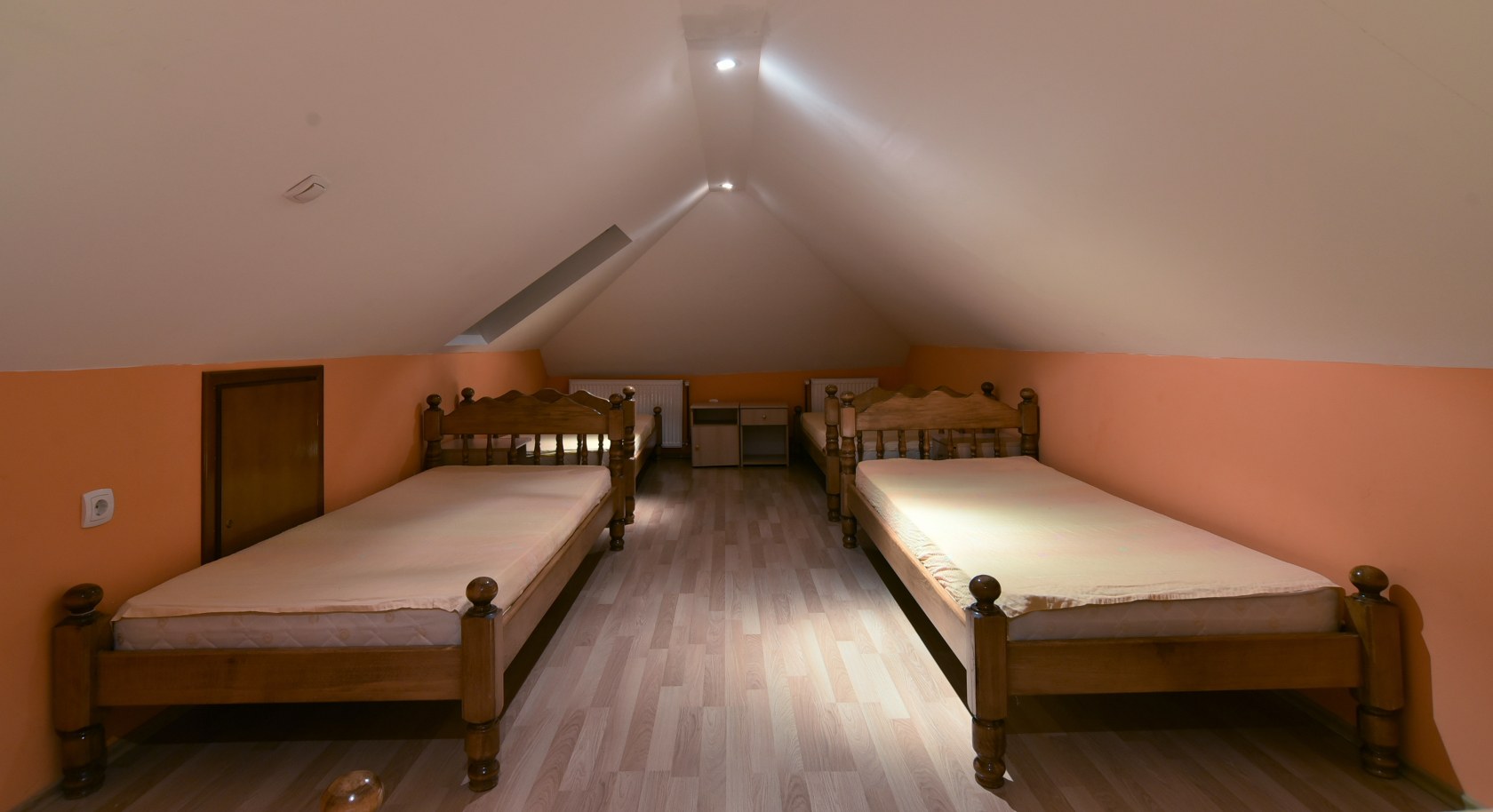 http://site.vilamaric.rs/wp-content/uploads/2015/12/DSC_0115_1680x914.jpg